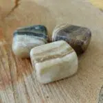 Dein-Seelenstein-Heilstein-Aragonit-braun-Tormmelstein