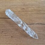 Dein-Seelenstein-Heilstein-Bergkristall-Stab-gedreht