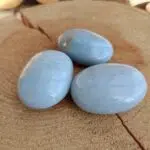 Dein-Seelenstein-Produkt-Angelit-Handstein