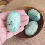 Dein-Seelenstein-Produkt-Aquamarin-Handstein