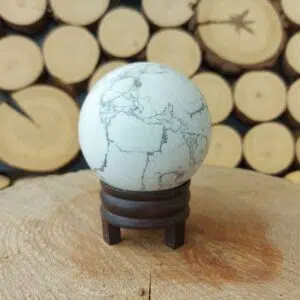 Dein-Seelenstein-Produkt-Howlith-Kugel