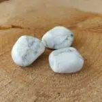 Dein-Seelenstein-Produkt-Howlith-Trommelstein3 Dein-Seelenstein-Produkt-Howlith-Trommelstein