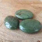 Dein-Seelenstein-Produkt-Jade-Nephrit-Handstein3 Dein-Seelenstein-Produkt-Jade-Nephrit-Handstein