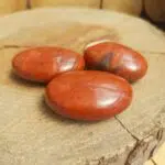 Dein-Seelenstein-Produkt-Jaspis-rot-Handstein