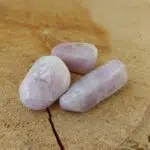 Dein-Seelenstein-Produkt-Kunzit-Trommelstein