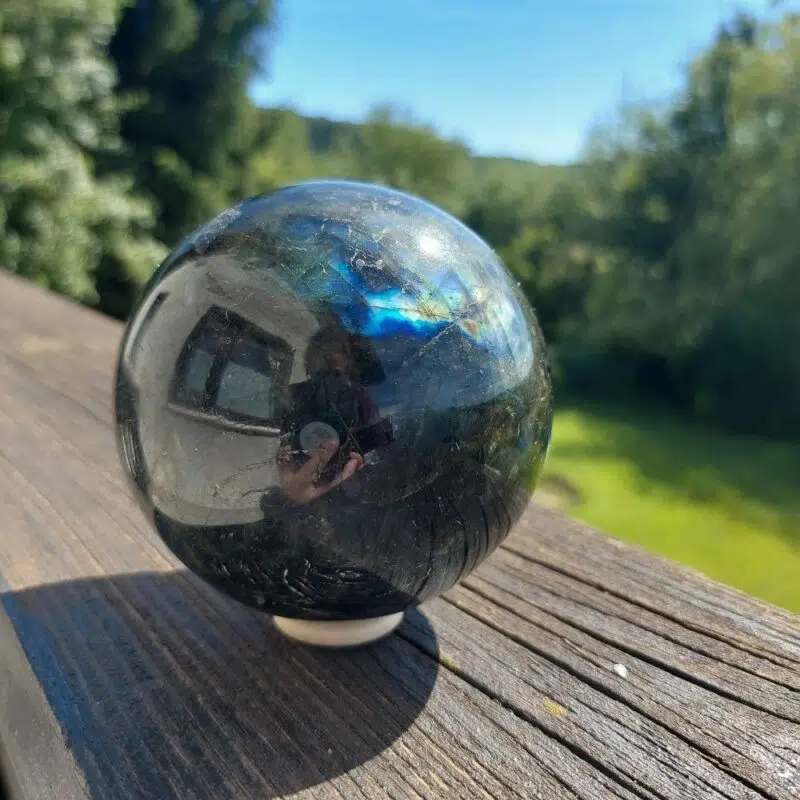Dein-Seelenstein-Produkt-Labradorit-Kugel-xl-1-1 Dein-Seelenstein-Produkt-Labradorit-Kugel