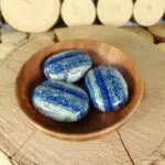 Dein-Seelenstein-Produkt-LapisLazuli-Handstein Dein-Seelenstein-Produkt-LapisLazuli-Handstein