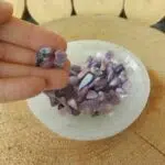 Dein-Seelenstein-Produkt-Lepidolith-Chips Dein-Seelenstein-Produkt-Lepidolith-Chips