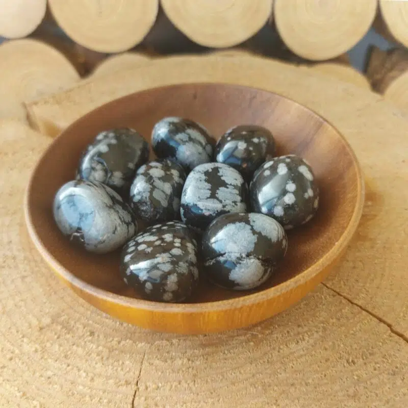 Dein-Seelenstein-Produkt-Obsidian--Schneeflocke-Trommelstein1 Dein-Seelenstein-Produkt-Obsidian--Schneeflocke-Trommelstein