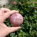 Dein-Seelenstein-Produkt-Rosenquarz-Kugel3 Dein-Seelenstein-Produkt-Rosenquarz-Kugel