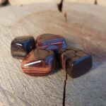 Dein-Seelenstein-Produkt-Tigerauge-Trommelstein-rot