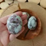 Dein-Seelenstein-Rubellit-Handstein2 Dein-Seelenstein-Rubellit-Handstein