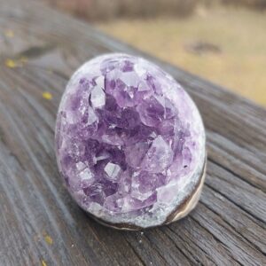 Seelenstein-Amethyst-Druse-klein-poliert