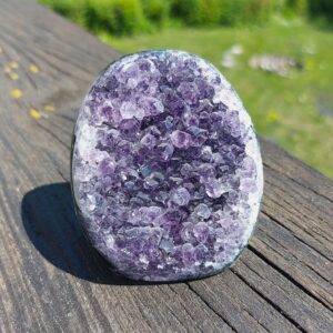 Seelenstein-Amethyst-Druse-klein-poliert