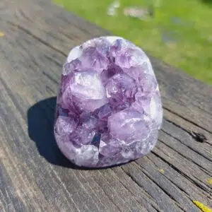 Seelenstein-Amethyst-Druse-klein-poliert