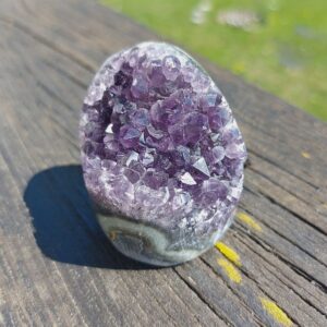 Seelenstein-Amethyst-Druse-klein-poliert