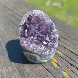 Seelenstein-Amethyst-Druse-klein-poliert