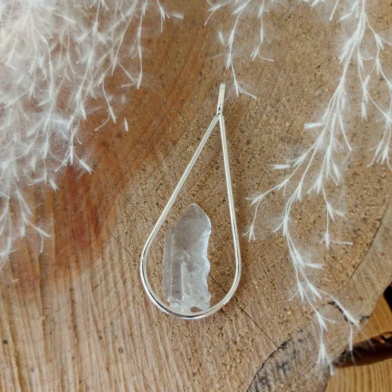 Seelenstein-Anhänger-Bergkristall-Tropfen1 Seelenstein-Anhänger-Bergkristall-Tropfen