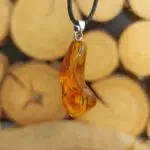 Seelenstein-Anhänger-Bernsteiner-Trommelstein