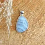 Seelenstein-Anhänger-Chalcedon-Silber