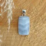 Seelenstein-Anhänger-Chalcedon-Silber