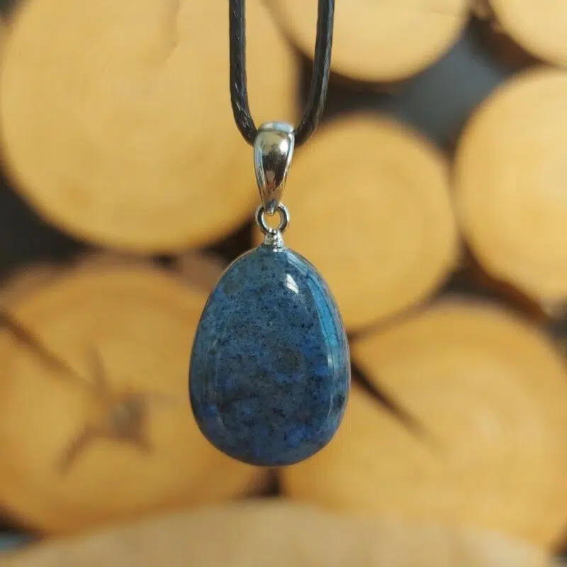 Seelenstein-Anhänger-Dumortierit-Trommelstein