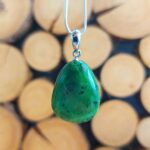 Seelenstein-Anhänger-Jade-Nephrit-Tropfen
