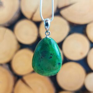 Seelenstein-Anhänger-Jade-Nephrit-Tropfen