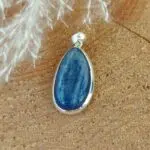 Seelenstein-Anhänger-Kyanit-blau-Silber
