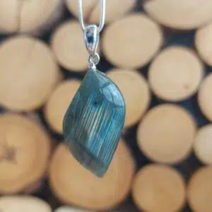 Seelenstein-Anhänger-Labradorit-Flamme