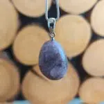 Seelenstein-Anhänger-Lepidolith-Trommelstein