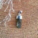 Moldavit Anhänger Silber, Heilstein Schmuck in Grün, Ansicht 2