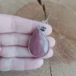 Seelenstein-Anhänger-Rhodonit-Tropfen-2 Seelenstein-Anhänger-Rhodonit-Tropfen