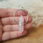 Seelenstein-Anhänger-Rosenquarz-Doppelender Seelenstein-Anhänger-Rosenquarz-Doppelender