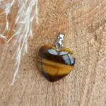 Seelenstein-Anhänger-Tigerauge-Herz-klein1 Seelenstein-Anhänger-Tigerauge-Herz-klein