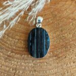 Seelenstein-Anhänger-Turmalin-Rohstein-Silber13-2 Seelenstein-Anhänger-Turmalin-Rohstein-Silber