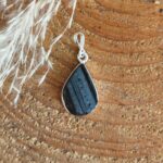 Seelenstein-Anhänger-Turmalin-Rohstein-Silber