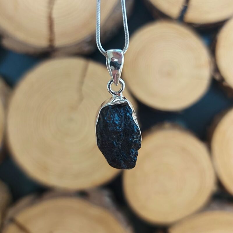 Seelenstein-Anhänger-Turmalin-Rohstein-Silber16-1 Seelenstein-Anhänger-Turmalin-Rohstein-Silber