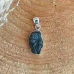 Seelenstein-Anhänger-Turmalin-Rohstein-Silber