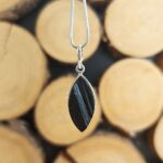 Seelenstein-Anhänger-Turmalin-Rohstein-Silber18-1 Seelenstein-Anhänger-Turmalin-Rohstein-Silber