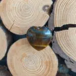 Seelenstein-Autoclip-Tigerauge-Herz