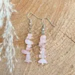 Seelenstein-Ohrringe-Rosenquarz-Chips1 Seelenstein-Ohrringe-Rosenquarz-Chips1