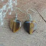 Seelenstein-Ohrringe-Tigerauge-Herzen