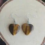 Seelenstein-Ohrringe-Tigerauge-Herzen