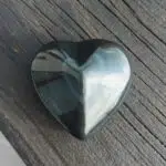 Seelenstein-Produkt-Obsidian-Regenbogen-Herz-2-1 Seelenstein-Produkt-Obsidian-Regenbogen-Herz