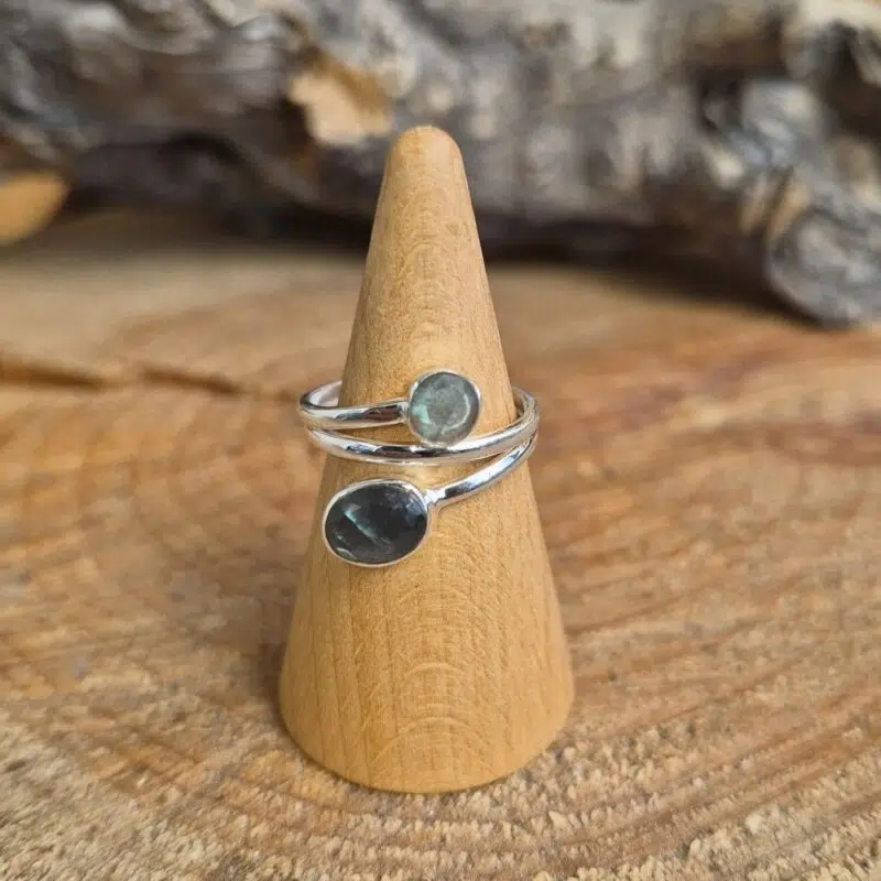 Seelenstein-Ring-2er-Labrardorit-Silber