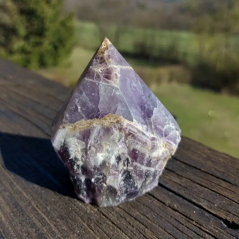 Seelenstein-Spezialstein-Amethyst-Chevron-Rohstein-Spitze-poliert2-1 Seelenstein-Spezialstein-Amethyst-Chevron-Rohstein-Spitze-poliert