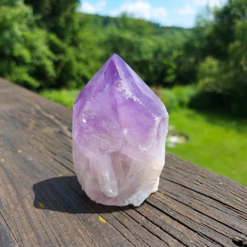 Seelenstein-Spezialstein-Amethyst-Spitze-halbpoliert