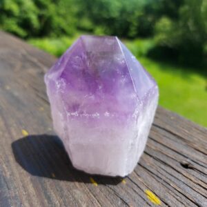 Seelenstein-Spezialstein-Amethyst-Spitze-halbpoliert