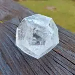 Seelenstein-Spezialstein-Bergkristall-Dodekaeder